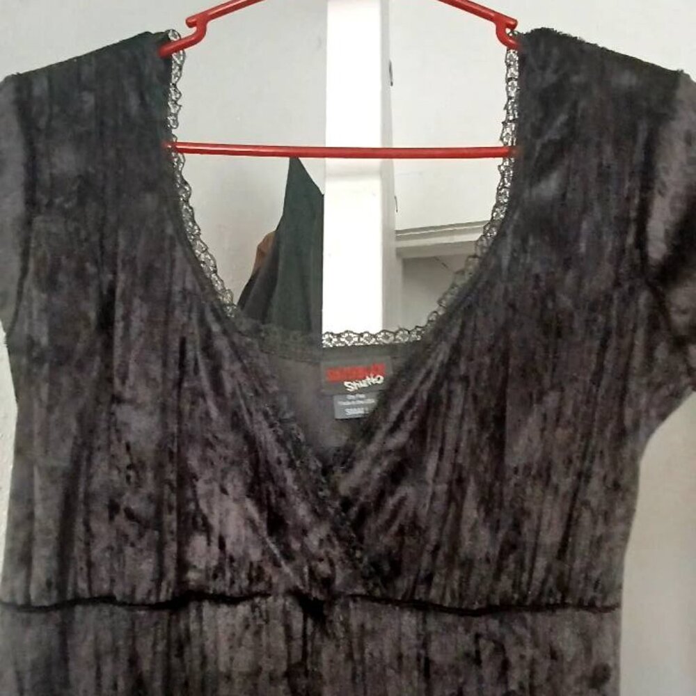 Velvety Goth empire waist bodycon midi dress
